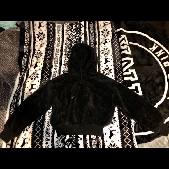 Women’s forever 21 Sherpa crop top sweatshirt - Picture 1 of 4